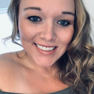 Meet your Posher, Aleila